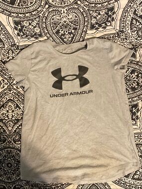 Under Armour Light Gray Tee with Black Logo